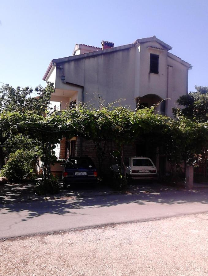 Apartments With A Parking Space Zadar - Diklo, Zadar - 13327 Екстериор снимка