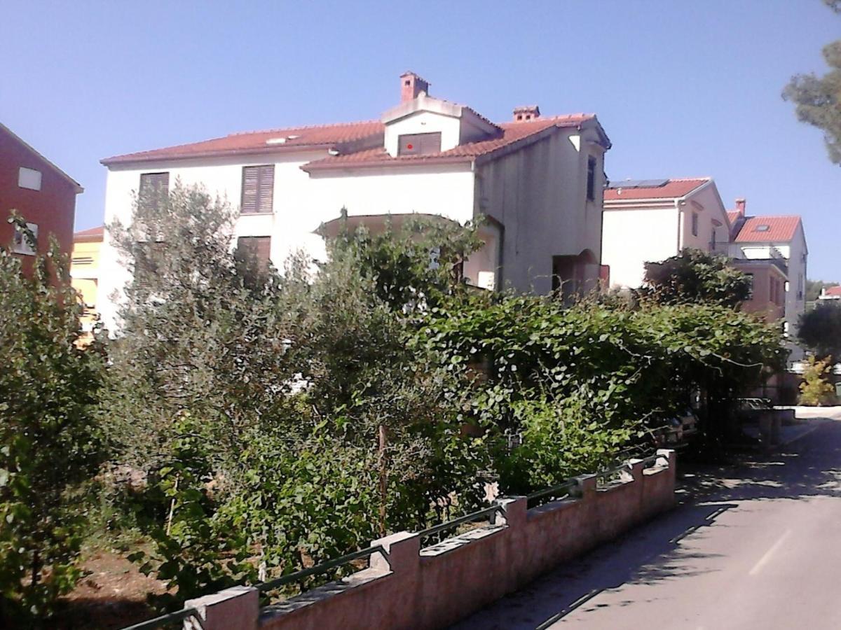 Apartments With A Parking Space Zadar - Diklo, Zadar - 13327 Екстериор снимка