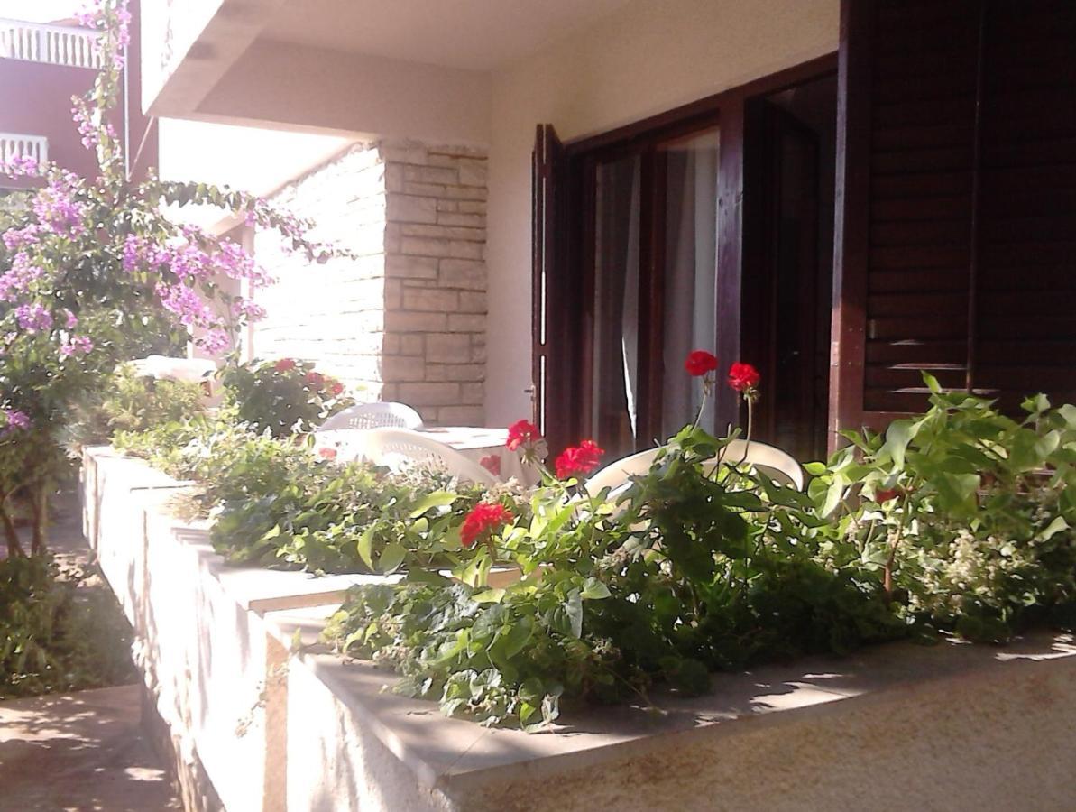 Apartments With A Parking Space Zadar - Diklo, Zadar - 13327 Екстериор снимка